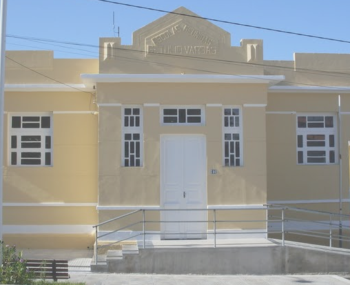 BACIA DO JACUÍPE: INAUGURAÇÃO DA SEDE DA SECRETARIA DE EDUCAÇÃO E BIBLIOTECA MUNICIPAL