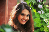 Dil Deewana Movie Heroine Actress Neha Deshpande Photos (2)