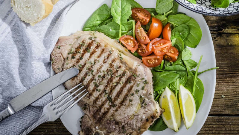 Mediterranean diet with lean meat can 'reduce the risk of heart disease'