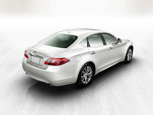 Infiniti M35h 2011 (6)