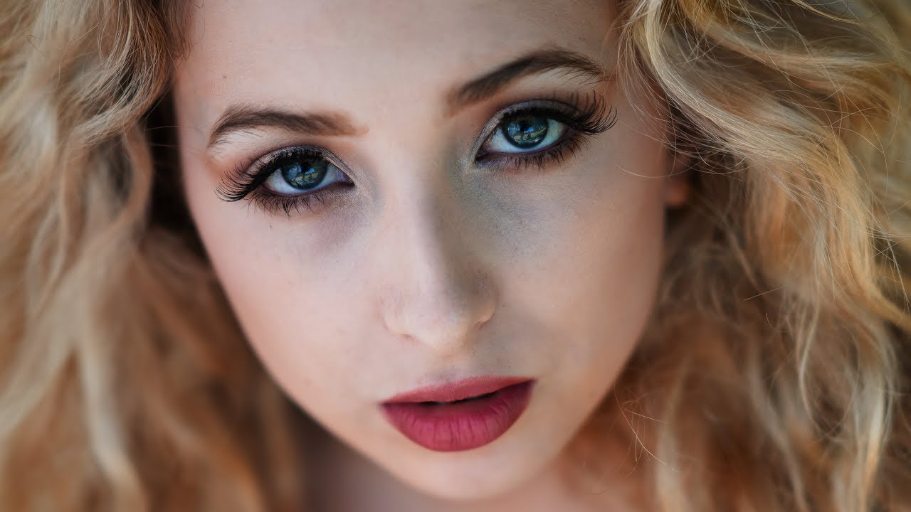 How To Get Shallow Depth of Field for Portraits - Blog Photography Tips