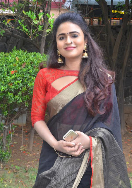 Sherin at Kadikara Manithargal Movie Audio and Trailer Launch