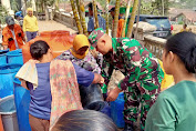  Babinsa Bersama Relawan Merapi Merbabu Droping Air Bersih 