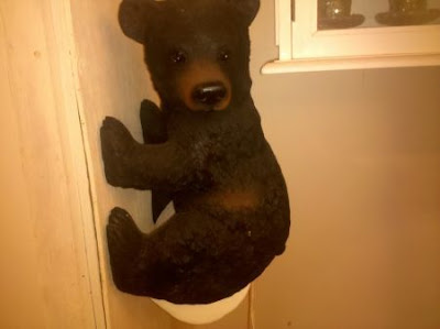 Funny unusual toilet paper holder