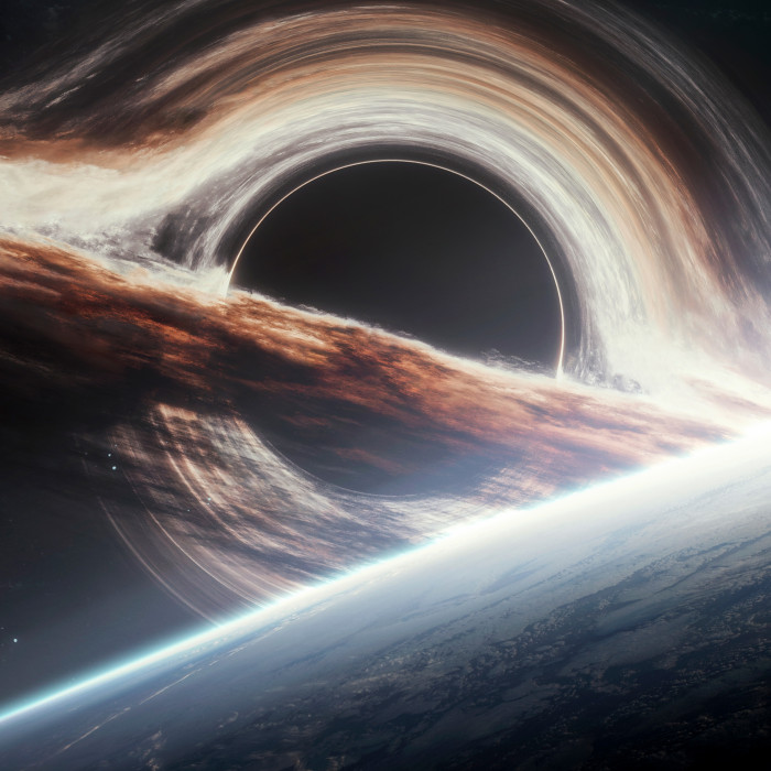 خلفيات Gargantua الثقب الأسود 4K ، كوكب الأرض ، الكون ، الفضاء ،