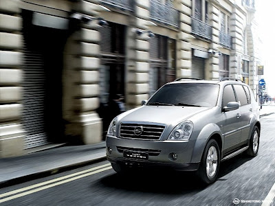 SsangYong show in Paris Super Rexton