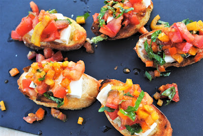 tomato bruschetta recipe- The Style Sisters, Easy appetizer, Tomato appetizer