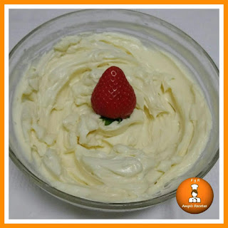 Receta-Cobertura-queso-crema-frosting-queso