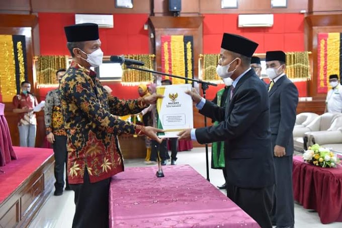 Walikota DR.Genius  Umar Resmi Melantik Pengurus BAZNAS Kota Pariaman Periode 2021-2026