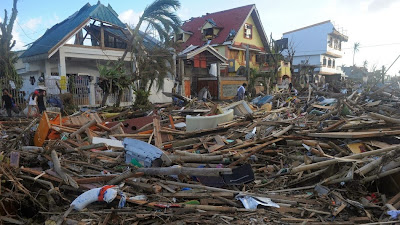 http://mashable.com/2013/11/10/help-victims-typhoon-haiyan/