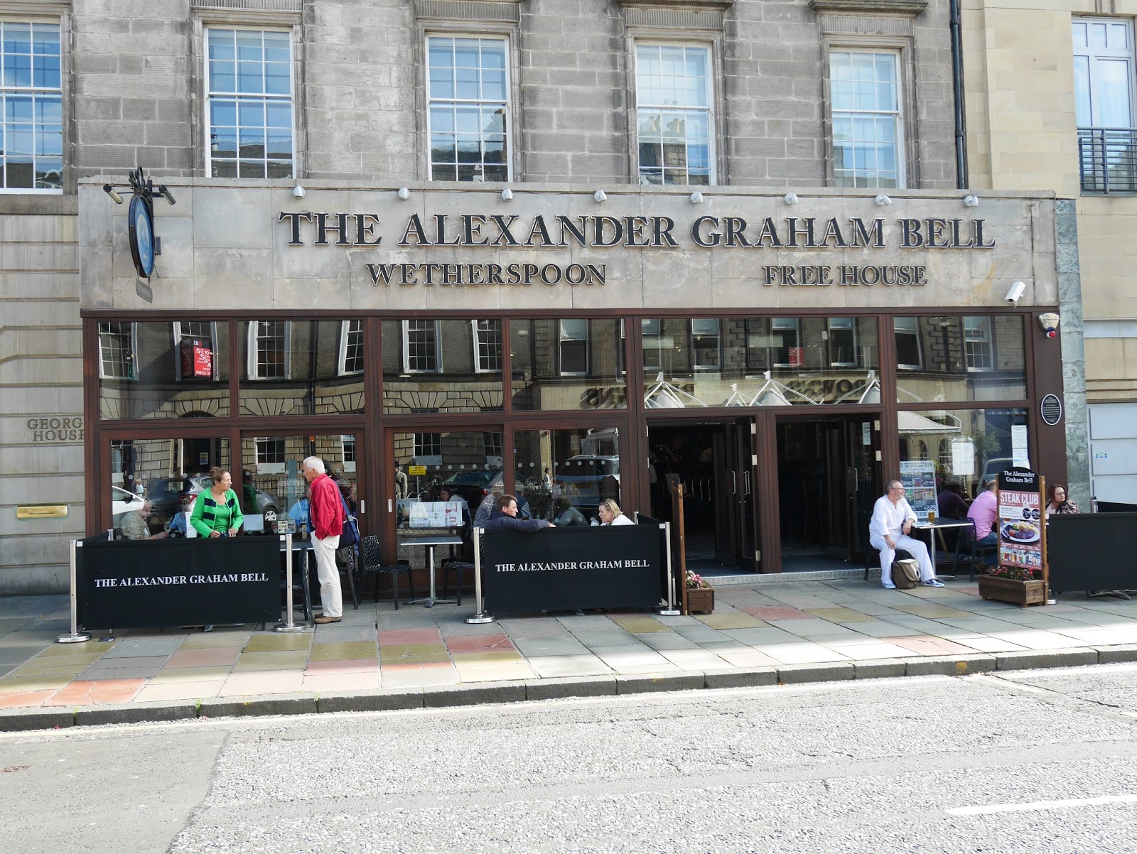 ちょっと寄ってく The Alexander Graham Bell エディンバラ ポテトこぼれ話