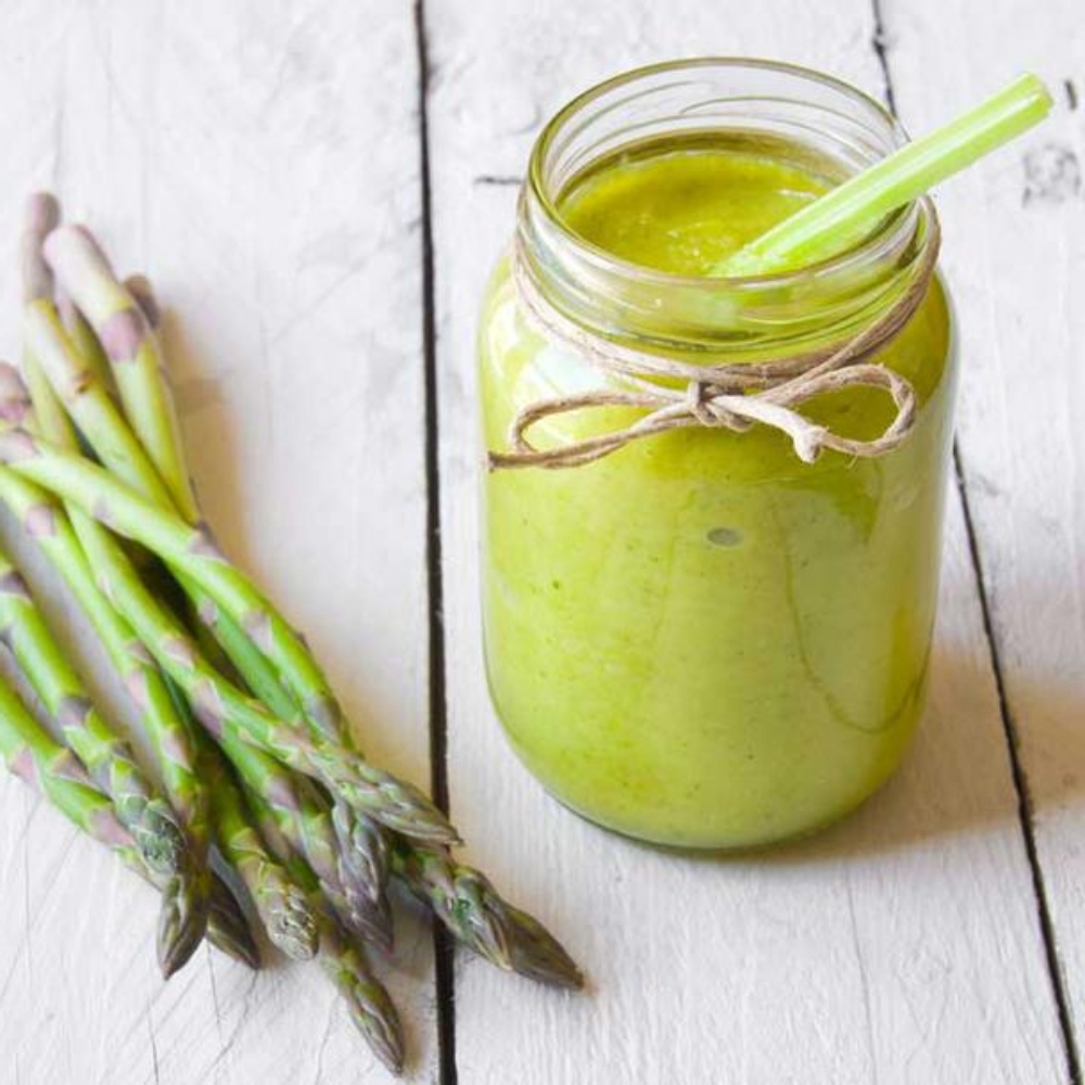 mit Spargel-Smoothies entgiften & abnehmen