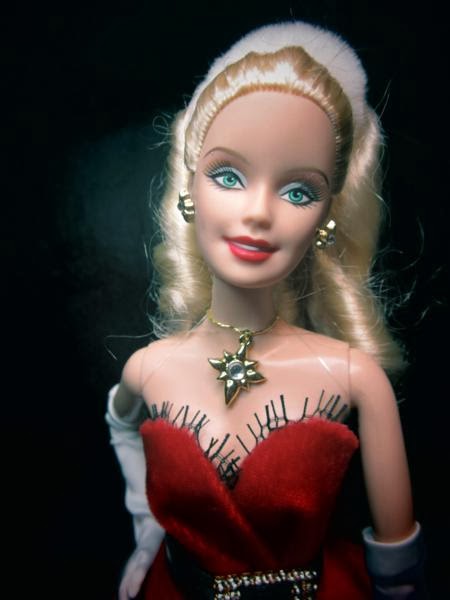 BARBIE SARAI: HOLIDAY BARBIE 2007