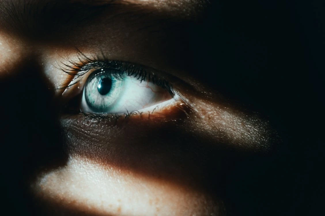 A personal story of living with keratoconus, an eye disease that causes vision loss. How I coped with surgery and scleral lenses. - Photo by Victoria Akvarel (Pexels)