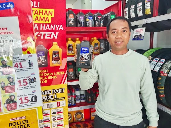 Review Pengalaman Ganti Oli Motor di Planet Ban Tebet