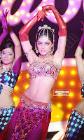 PARVATHI, MELTON, sizzles, for, an, Item, song, in, Dookudu