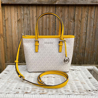 Handbags Michael Kors (MK) 100% Authentic | Original USA & Canada, ready stock Malaysia, qiya Saad, rokiya exclusive, siti Rokiyah Saad, bag, accessories women, fesyen wanita perempuan, handbags berjenama terkemuka antarabangsa, handbag branded murah Malaysia, personal shopper branded items Malaysia,