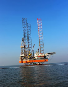 Bombay High oil rig