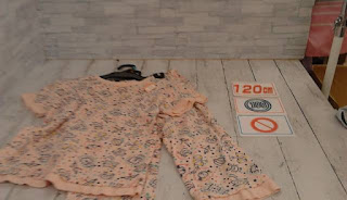 中古品　子供服　１２０㎝　半袖ルームウェア　１００円