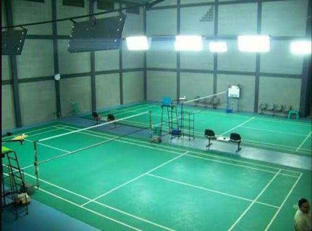 cat lapangan tenis