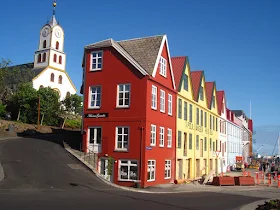 Resultado de imagem para tÃ³rshavn ilhas faroÃ©