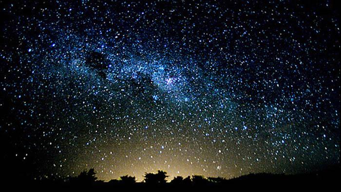 Mengapa Bintang di Langit Tampak Berkedip?