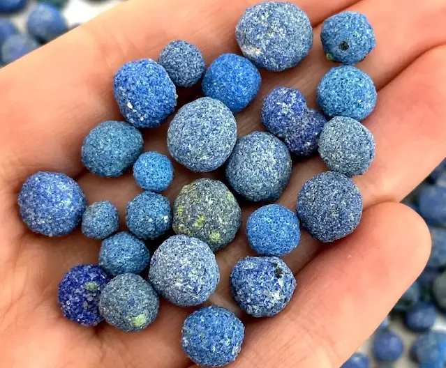 Azurite Geodes rough - unopen