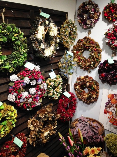 葉織 Haori Flowers 新宿区のお花屋さん クリスマスリース 2012年 葉織 Haori Flowers 新宿区のお花屋さん クリスマスリース 2012年