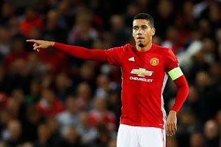 Agen Bola - Man United Ingin Perpanjang Kontrak Smalling