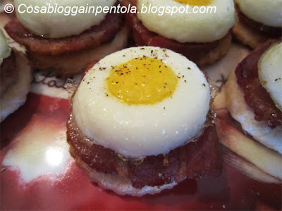 pasticceria salata bacon uova antipasto finger food americanini cosa blogga in pentola ricetta cosabloggainpentola