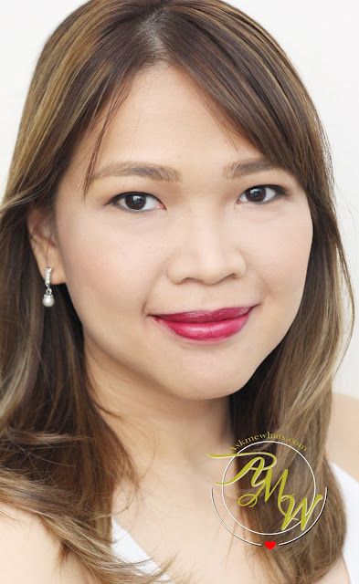a photo of Nikki Tiu AskMEWhats wearing L'Oreal Infallible 10H LongWear Lipstick Everlasting Plum 