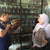 Isteri Bupati Aceh Utara dan Muslim DPR RI Kunjungi Pengrajin Souvenir Khas Aceh