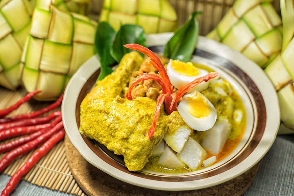 Risiko di Balik Lezatnya Sepiring Ketupat Sayur