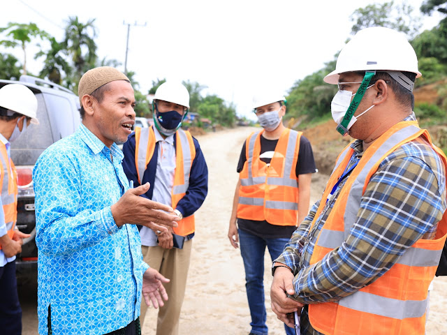 Masyarakat Lokop Serba Jadi Serahkan Tanah untuk Pembangunan Jalan Peureulak – Lokop
