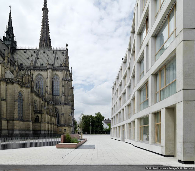 square domplatz, architecture hotel, hotel, design, unique, ideas, Austria