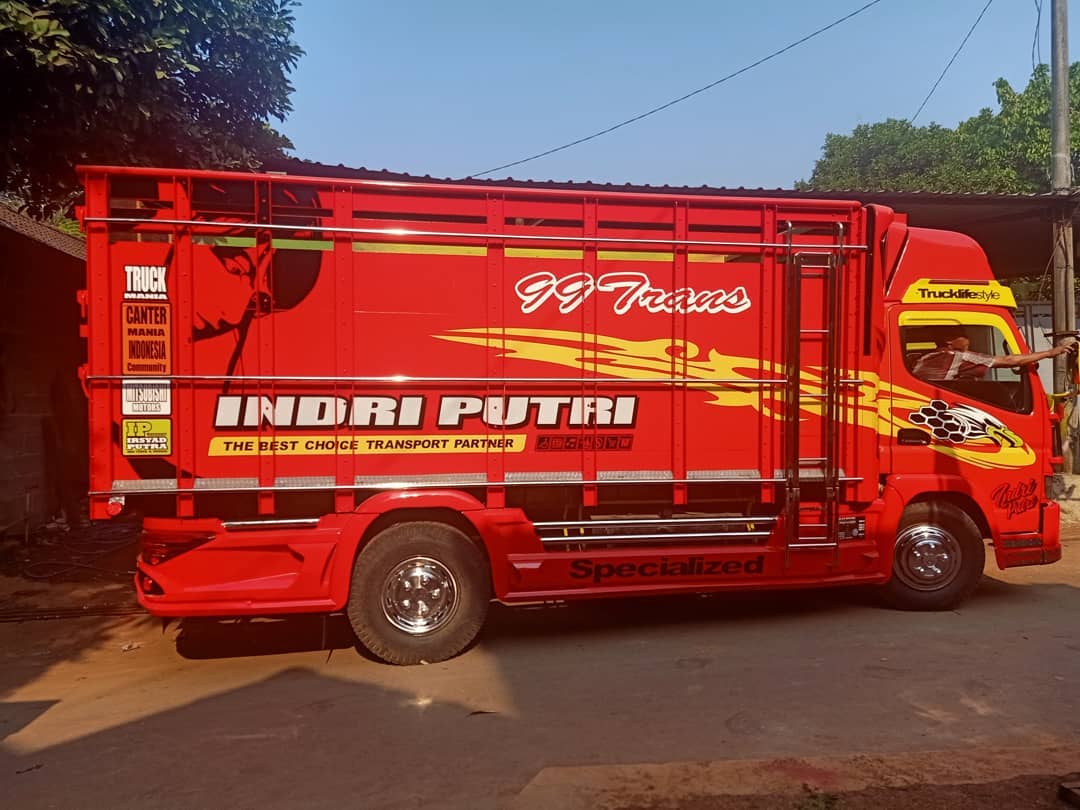 Modifikasi Truk Canter Warna Merah  Milik 99 Transport Siap 