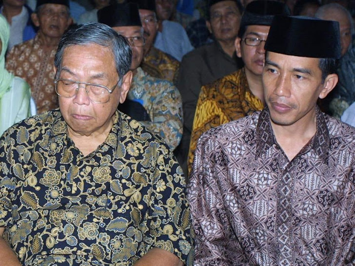Jokowi dan Gus Dur Foto Bersama