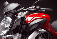 MV Agusta Brutale 675 (2012) Tank Detail