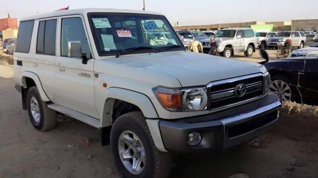 non custom cars for sale in chaman images