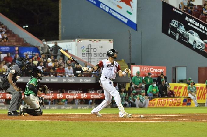 Henry Urrutia, la pesadilla del picheo en semifinal dominicana