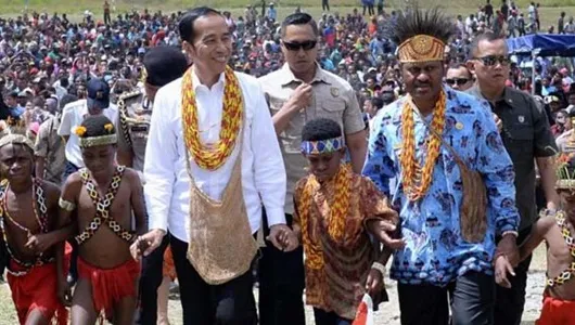 Dengar Aspirasi Gubernur dan Bupati Soal Hasil Pertanian Arfak, Jokowi Janji Bereskan Masalah Infrastruktur