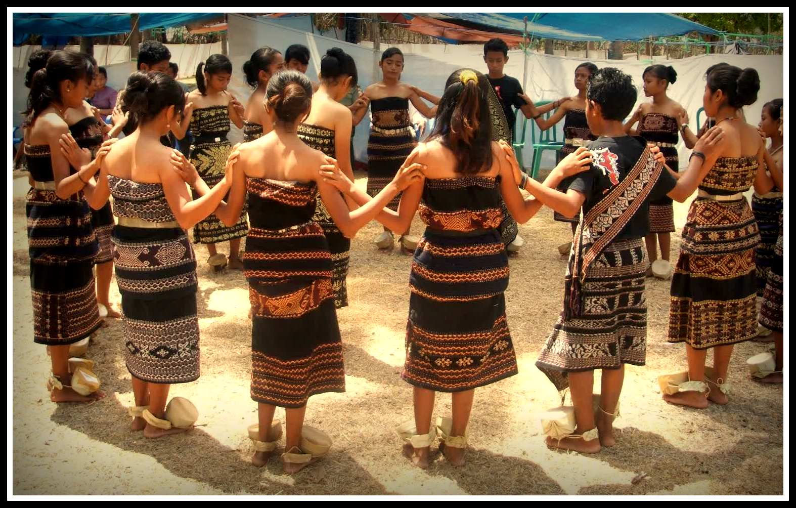 Tari Padoa Tarian Tradisional Dari Sabu Raijua NTT Negeriku Indonesia