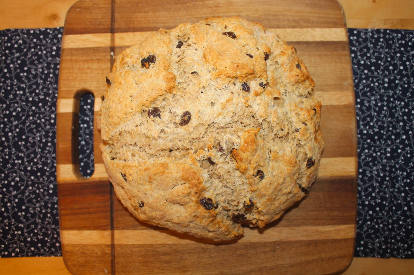 Irish Raisin Cookies R Ed Cipe : Chewy Granola Cookies ...