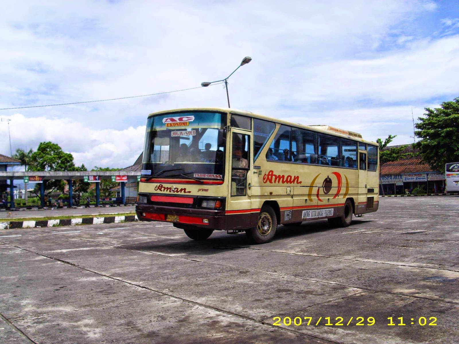 Foto Bus PO Aman Sebelum Di Akuisisi PO Sumber Alam