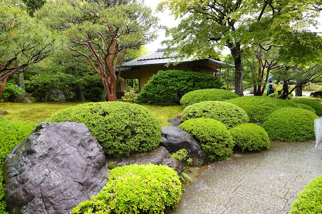 島根県松江市八束町波入 由志園