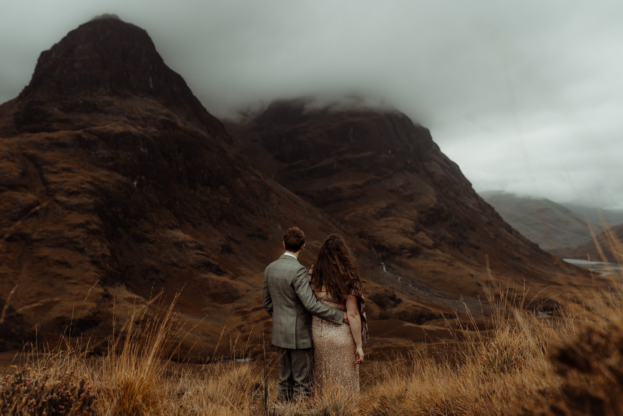 wedding couple poses inspiration glencoe elopement