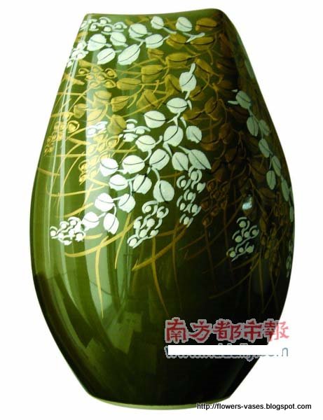 Flowers vases:vases-15280