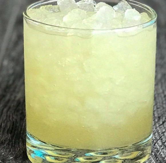 THE BEST ITALIAN MARGARITA YOU’VE EVER TASTED #drink #cocktail