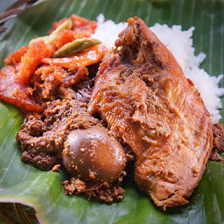 gudeg yu djum