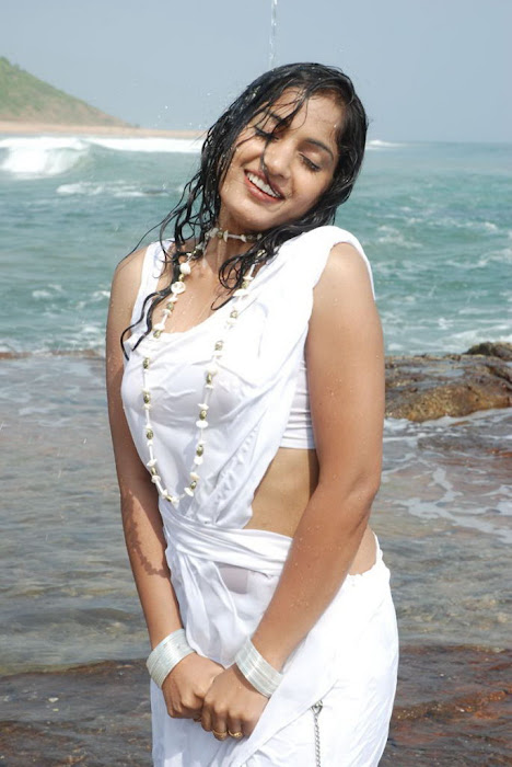 madhavi latha new beach unseen pics